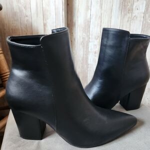 Chunky heel boots
